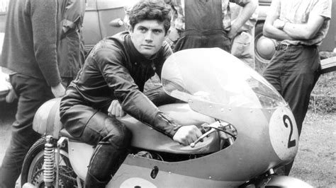 10 Fast Facts About Giacomo Agostini