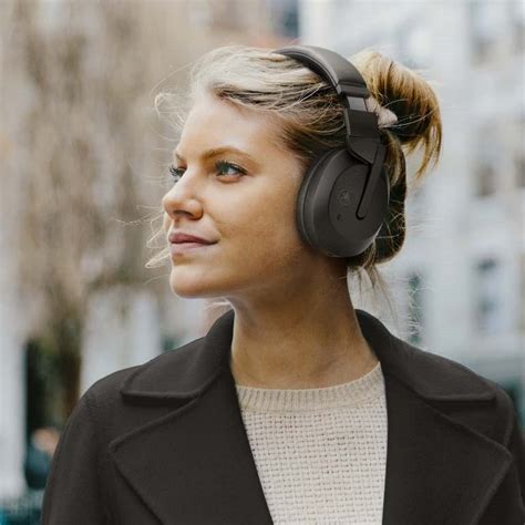 Headphones, Earphones, and Earbuds - Yamaha USA