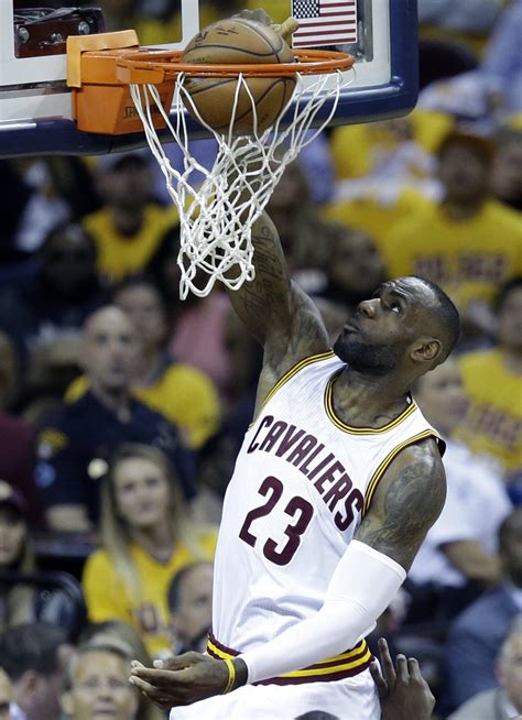 Incredible photo shows just how hard LeBron James dunks a basketball ...