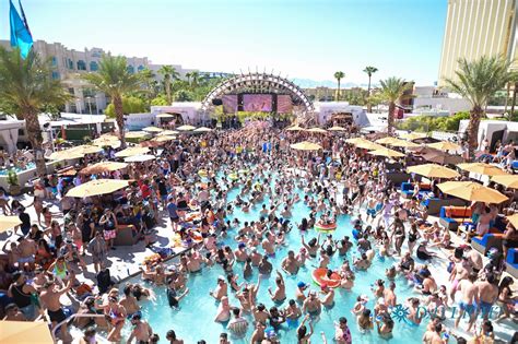 Daylight Beach Club at Mandalay Bay – Events & FAQ – Vegas Pool Party