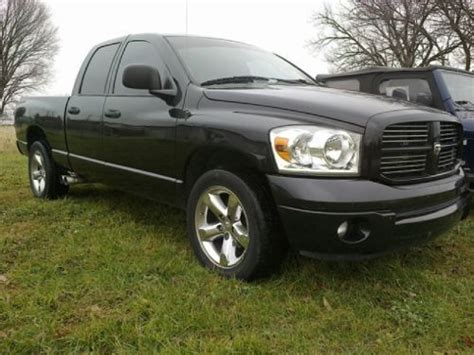 Sell used 2007 DODGE RAM 1500 CREW CAB SPORT HEMI - ONLY 87K MILES!! in Versailles, Missouri ...