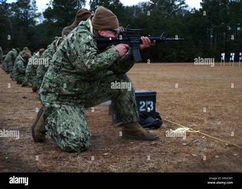 U.S. Navy Construction Mechanic 2nd Class Brent Rensink, with Naval Stock Photo: 129987924 - Alamy