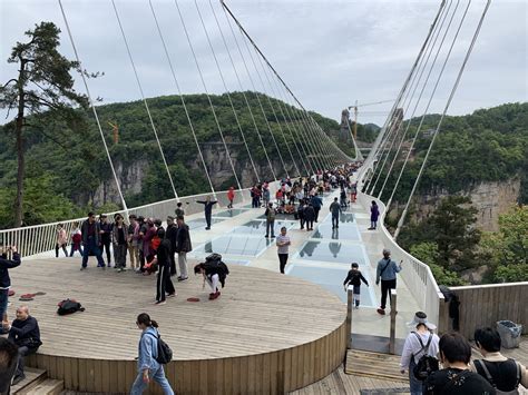 Zhangjiajie National Forest Park Glass Walkway Bridge | Architect Russell