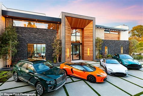 LA property developer offering home buyers a free supercar if they buy ...