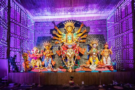 Photo Feature: 25 Pictures of Durga Puja in Kolkata