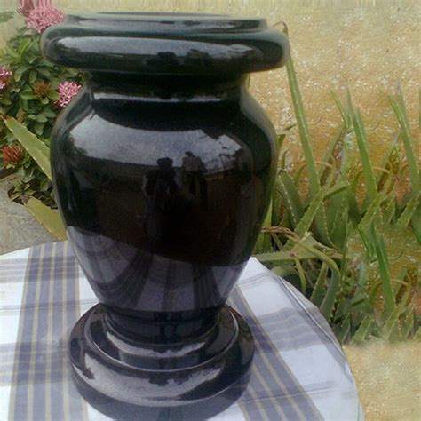 Granite Vases - Regatta Granites India