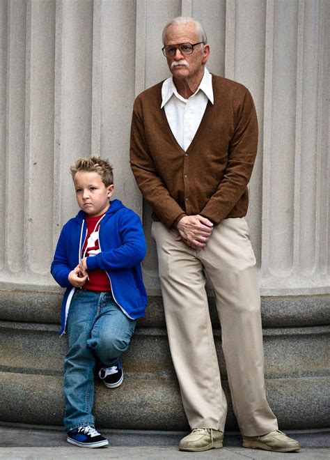 Jackass Presents: Bad Grandpa - trailer - The Geek Generation