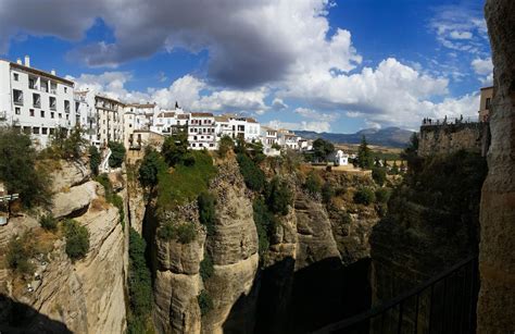 Exploring Ronda, Spain's Puente Nuevo Bridge