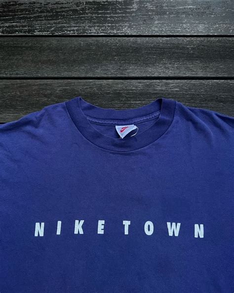 rare niketown vintage tee, Men's Fashion, Tops & Sets, Tshirts & Polo ...