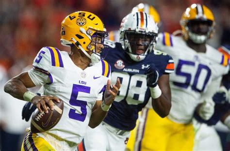 LSU's Brian Kelly delivers injury updates on Jayden Daniels, Sevyn Banks