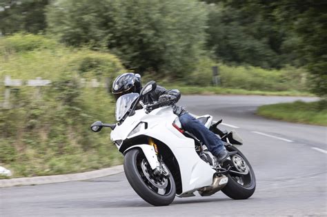 Ducati SuperSport 950 S review | the everyday Panigale? | Visordown