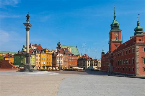 Castle Square in Warsaw, Poland. Summer view of the Castle Square in ...