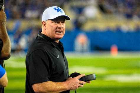 Kentucky Wildcats fall out of College Football Coaches Top 25 Poll - A ...