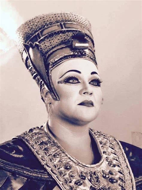 Marilyn Horne as Amneris