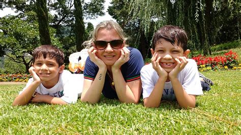 Las Familias Monoparentales llevan una década esperando el título de familia numerosa con dos ...