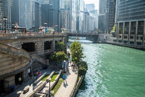 7 Things You Didn't Know About the Chicago Riverwalk | Choose Chicago