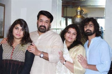 Actor Mohanlal And Suchitra Wedding Photos