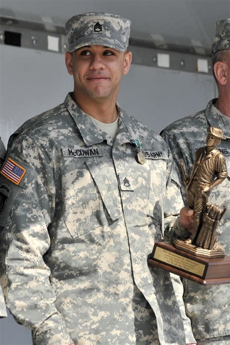 California Army National Guard honors its best warriors | Flickr