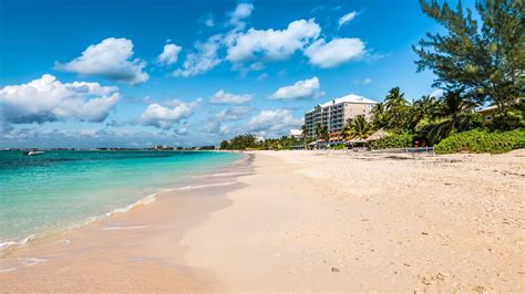 Grand Cayman History & Heritage Tour | Cayman Islands Tourbase