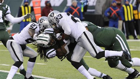 Regular Season Week 14: Jets vs. Raiders Photos