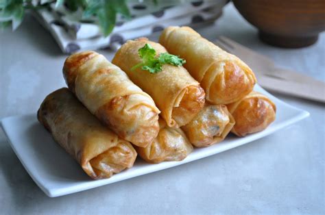 Fried Spring Rolls 炸春卷 – Eat What Tonight