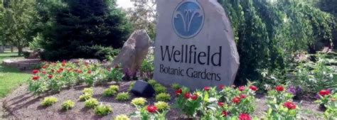 Wellfield Botanic Gardens - Garden in Elkhart