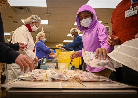 OSF Saint Anthony Medical Center in Rockford packs 30K meals for Kids Around the World | Rock ...