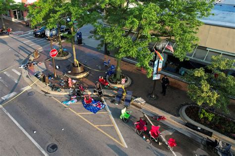 How the Highland Park parade shooting unfolded: A marching band, then ...