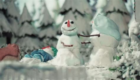 Sia a furat startul sărbătorilor de iarnă! Videoclip oficial Snowman ...