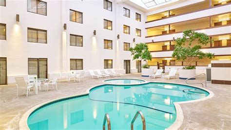 Hotels Near Bellingham Airport | Four Points by Sheraton Bellingham