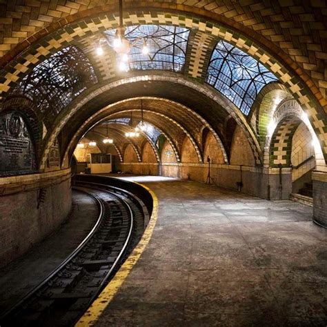 City Hall subway station, New York photo on Sunsurfer