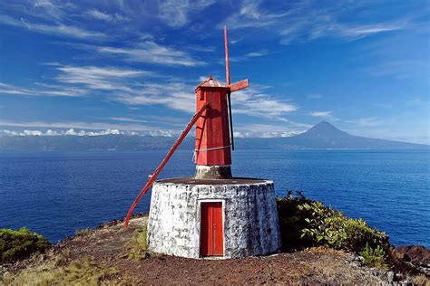 Landmarks of Azores | Wondermondo
