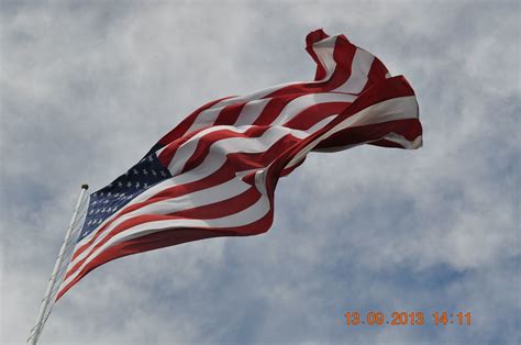 Wind blowing the US Flag | 2013 Sept 13 Huntsville Veterans … | Flickr