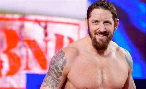 Wade Barrett signs a contract with WWE; New role confirmed