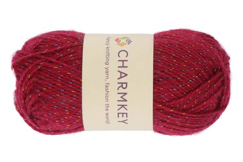 Experienced supplier of Metallic Yarn / Reflective Yarn,Fancy Knitting Yarn,Knitting Yarn