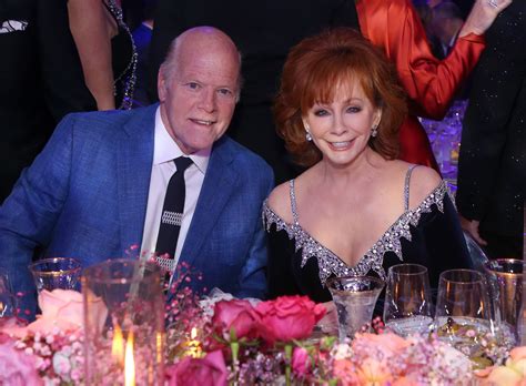 Reba McEntire’s reason for why she may never marry her boyfriend | Fox News