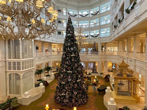 Christmas Tree at Grand Floridian – TouringPlans.com Blog