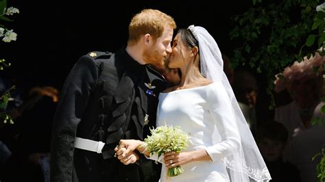 Royal Wedding: See Meghan Markle’s Wedding Dress | Allure