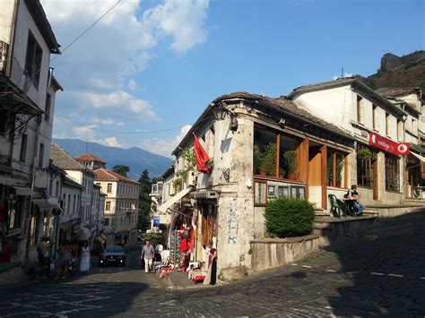 The beautiful and charming town Gjirokastra – Travellinn