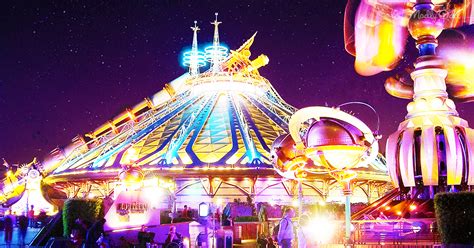While Disney World & Disneyland Are Closed, Take Yourself on These Virtual Rides