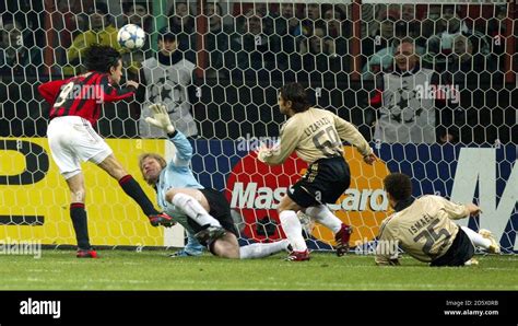 AC Milan's Filippo Inzaghi scores his second goal Stock Photo - Alamy