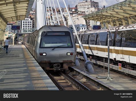 Istanbul, Turkey - May Image & Photo (Free Trial) | Bigstock