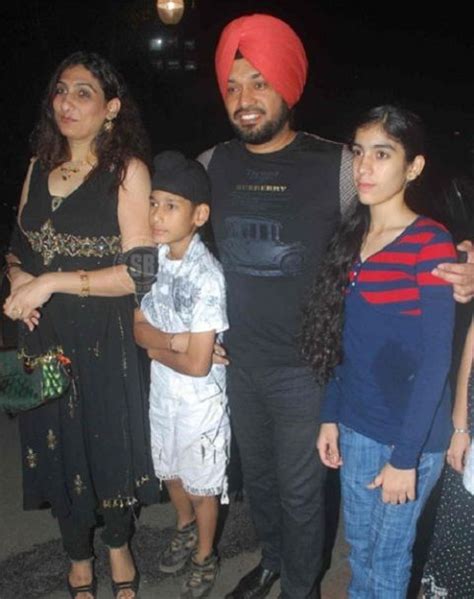 Gurpreet Ghuggi Age, Family, Wife, Biography & More » StarsUnfolded