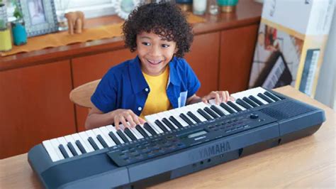 Yamaha PSR-E273 Review - Best Piano Keyboards