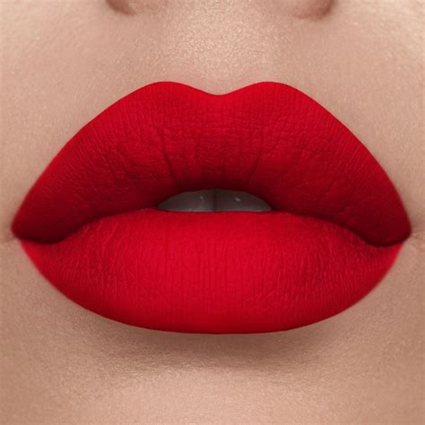 Red Velvet Matte Lipstick | Maquiagem batom vermelho, Cores para lábios, Maquiagem vermelha