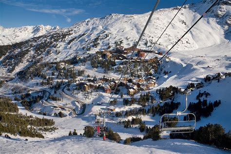 Les Arcs Ski Resort Guide and Airport Transfer Times