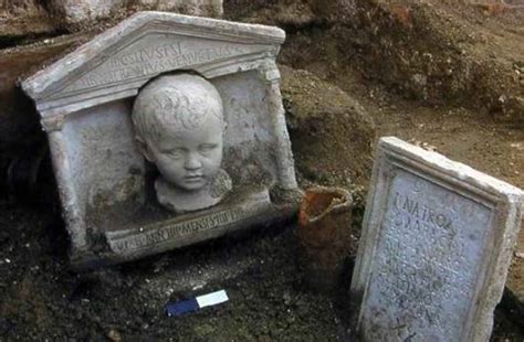 Vatican City’s Necropolis Shows How Roman Non-Elites Lived and Died ...