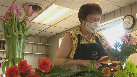 Delaware County flower shop closes its doors after nearly 5 decades ...