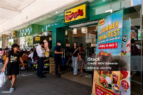 Iloilo City Philippines The First Mang Inasal Branch At Robinsons Mall ...