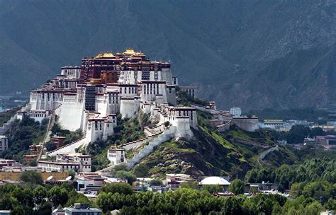 Potala Palace, China, A Pearl in the Roof of the World! - Traveldigg.com